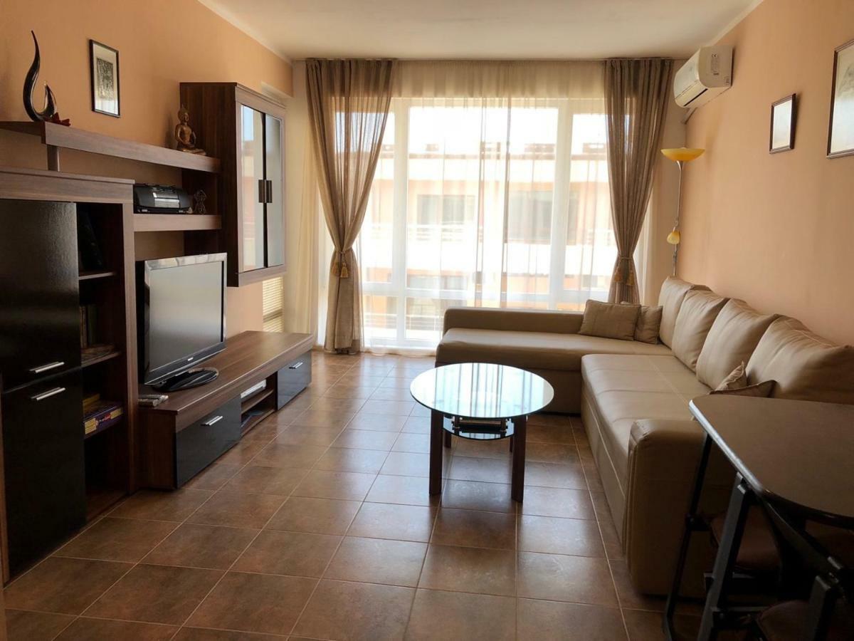 Апартаменти "Бриз" Sveti Vlas Buitenkant foto