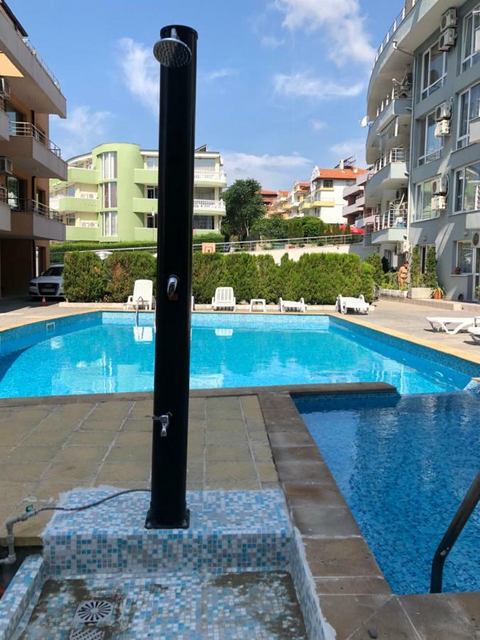 Апартаменти "Бриз" Sveti Vlas Buitenkant foto