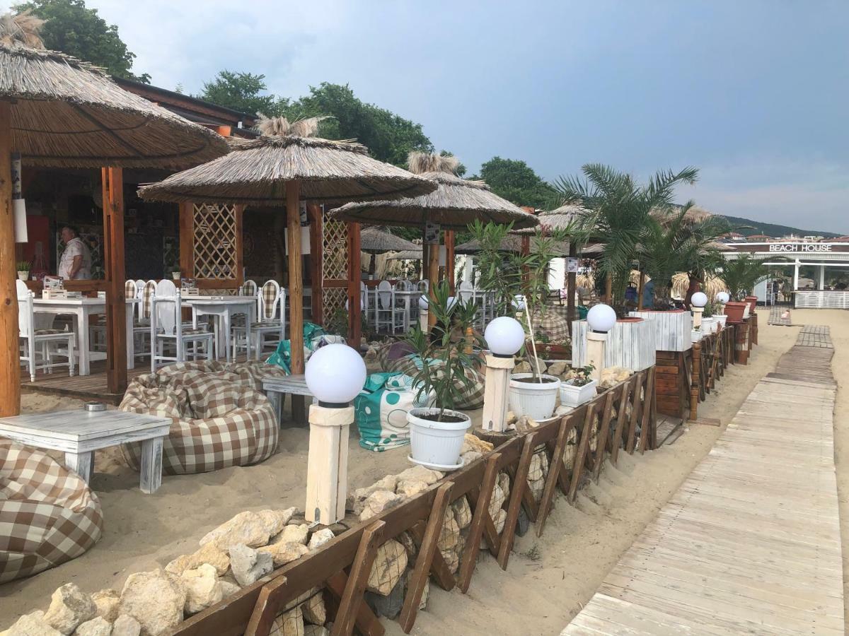 Апартаменти "Бриз" Sveti Vlas Buitenkant foto